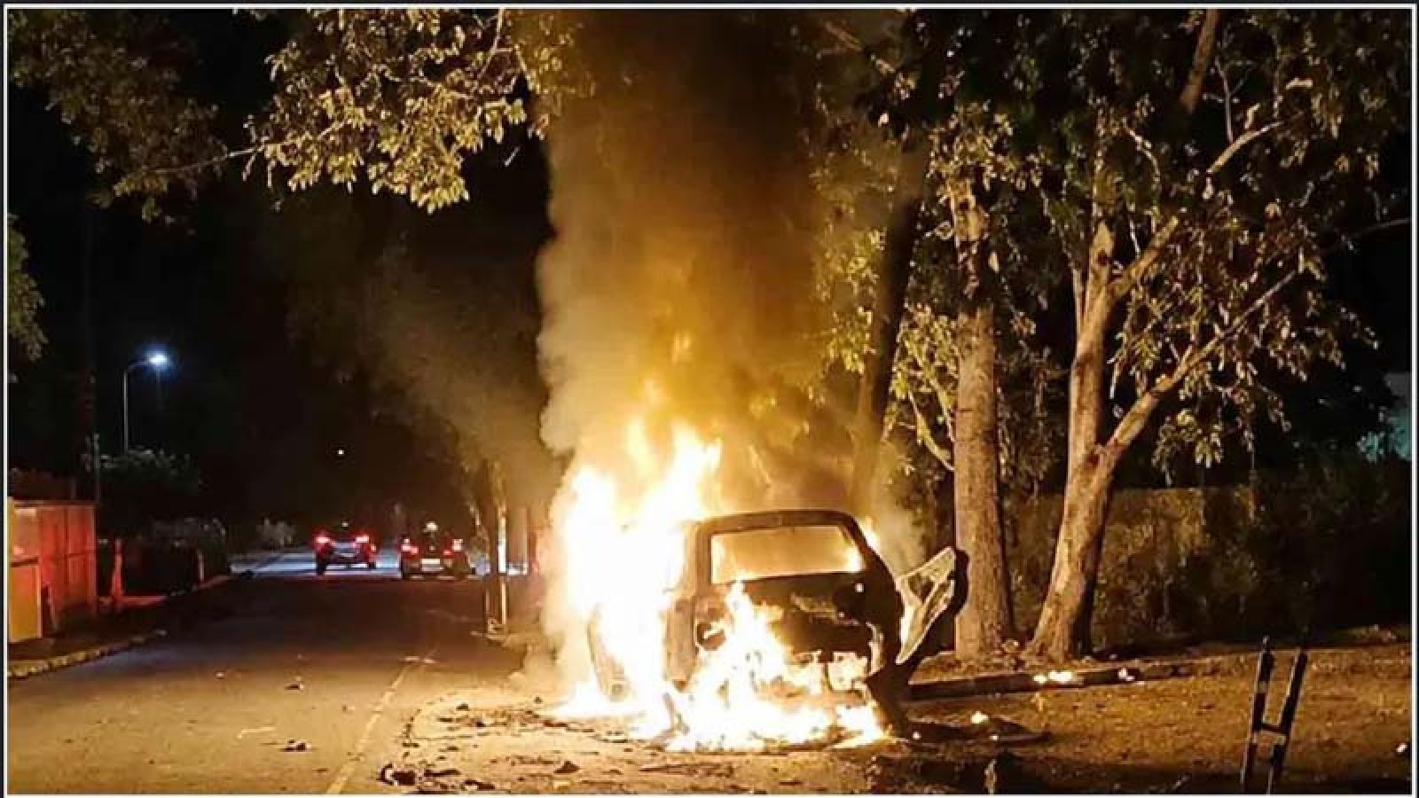 ভারতে বিজেপি নেতাসহ তিনজনকে জ্যান্ত পুড়িয়ে হত্যা