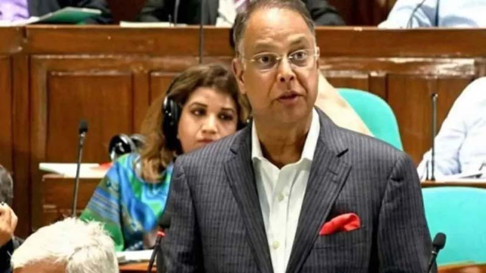 দেশে মজুত গ্যাস দিয়ে ১২ বছর পর্যন্ত চাহিদা মেটানো সম্ভব : সংসদে জ্বালানিমন্ত্রী