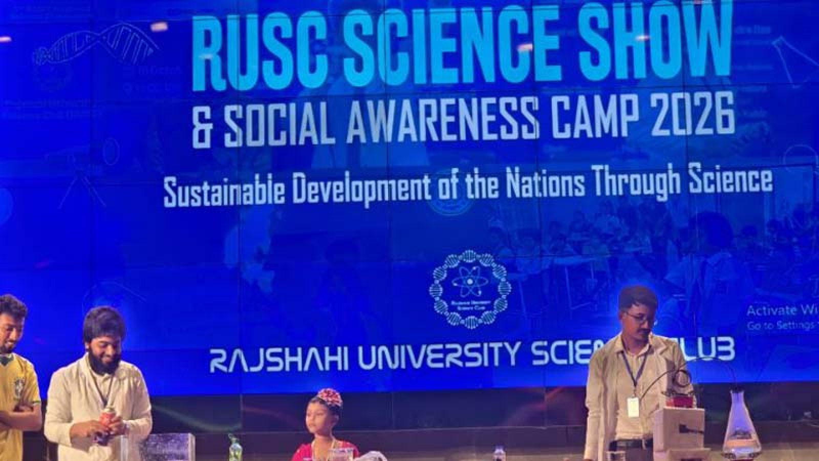 জাতীয় মঞ্চে প্রশংসিত রাবি সায়েন্স ক্লাবের সায়েন্স শো