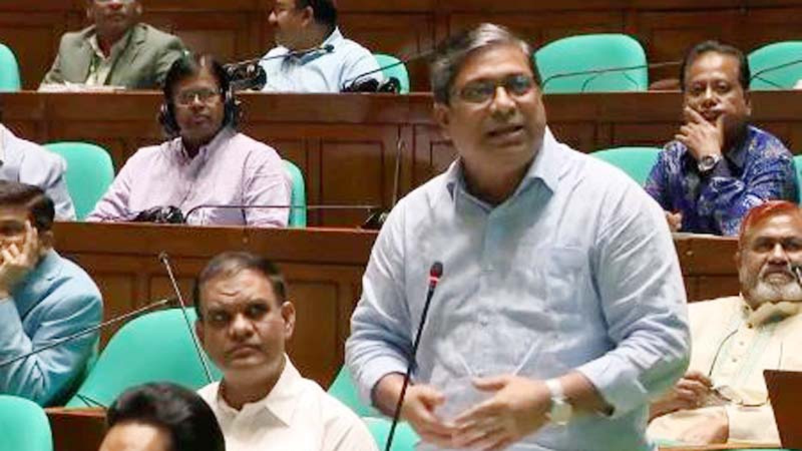 দুই ছেলের নামে দুই ইউনিয়নের নাম, সংসদে অভিযোগের যে ব্যাখ্যা দিলেন প্রতিমন্ত্রী