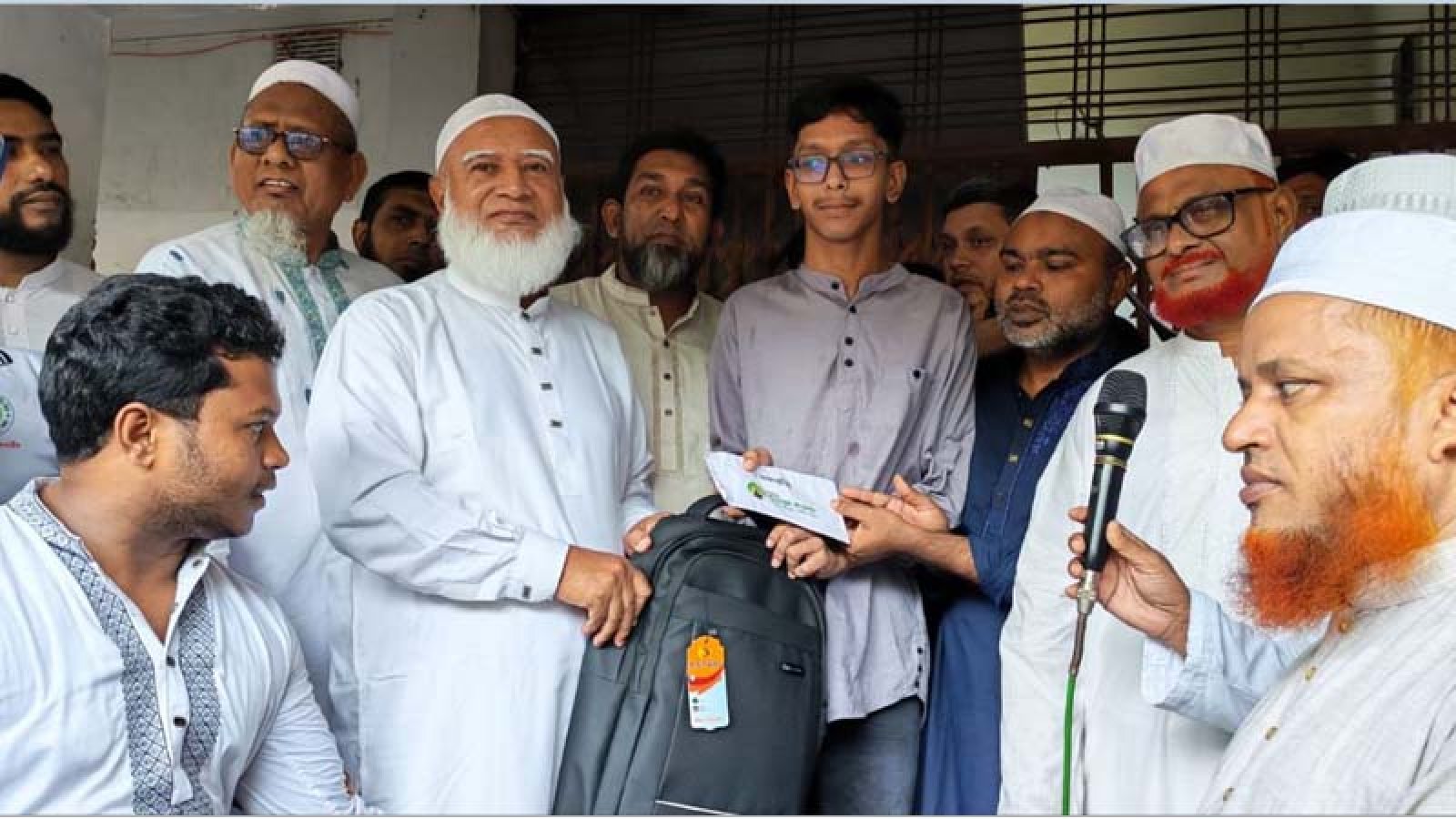 বিদ্যুৎ ও সারের সংকট চরমে,দেশের মানুষ  ভালো নেই: জামায়াত আমির