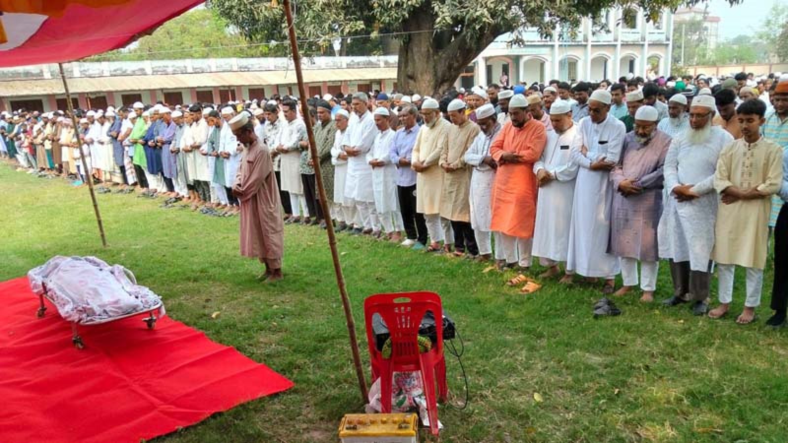 সড়ক দুর্ঘটনায় আহত এমবিবিএস শিক্ষার্থীর মৃত্যু