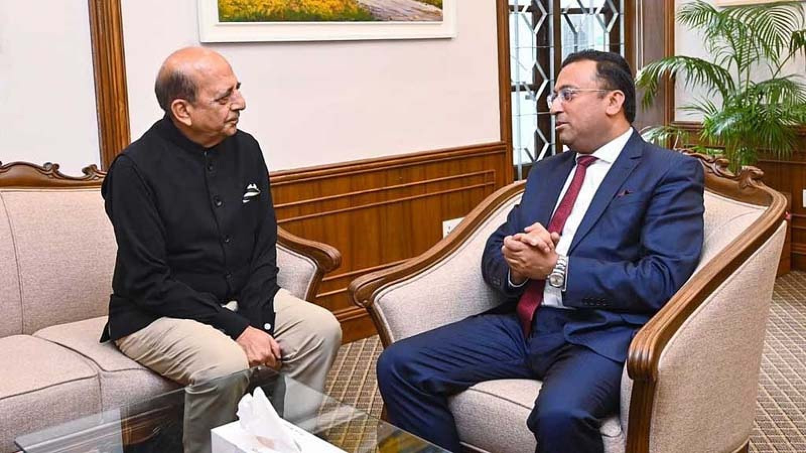 শেখ হাসিনা যেন রাজনৈতিক বক্তব্য দিতে না পারে, দিল্লিকে বলল ঢাকা