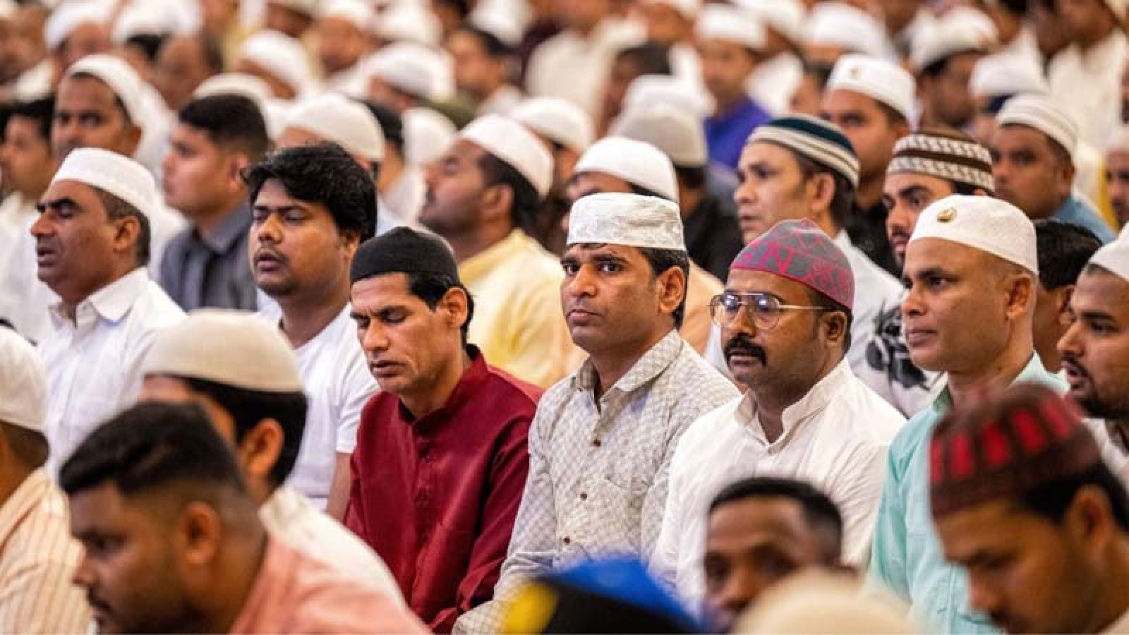 উৎকণ্ঠা ও অর্থকষ্টে কেমন কাটছে প্রবাসীদের ইদ?