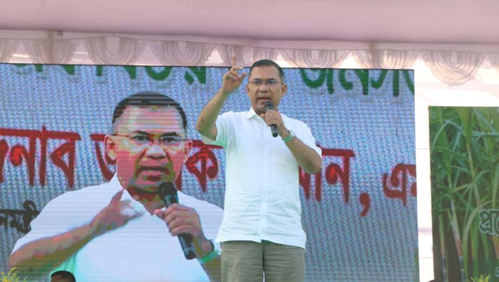স্বৈরাচার ও একটি দল এক হয়ে দেশে বিশৃঙ্খলা সৃষ্টির চেষ্টা করছে: প্রধানমন্ত্রী