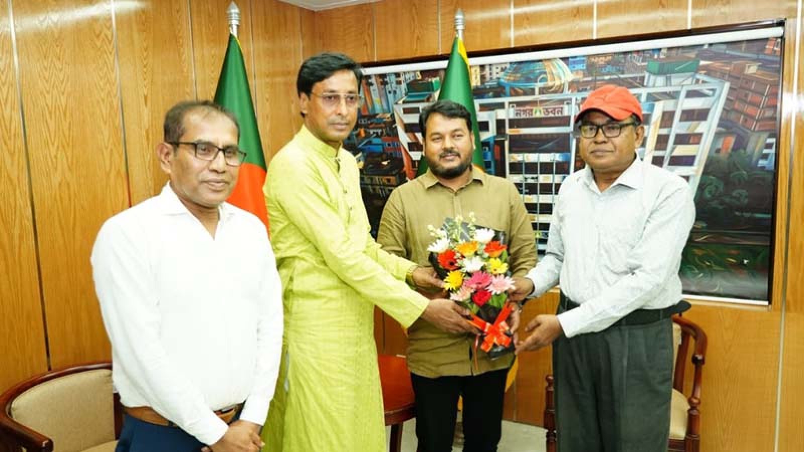 রাসিক প্রশাসকের সাথে রাজশাহী শিশু একাডেমির প্রতিনিধিদের সৌজন্য সাক্ষাৎ