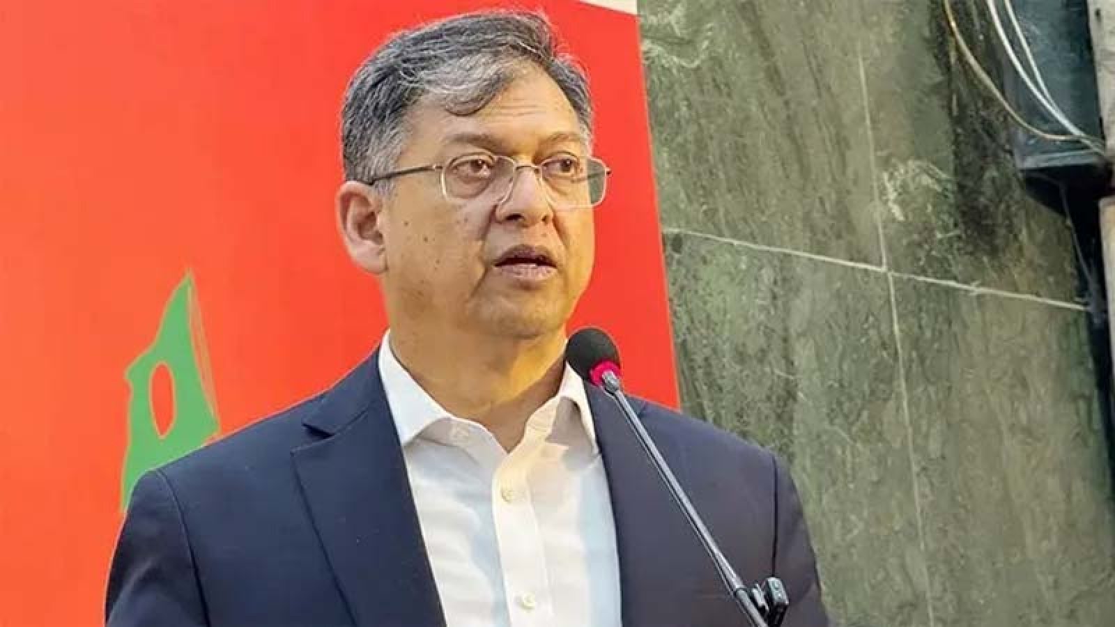 ‘হাসিনা কার্ড’ খেলবেন আবার বন্ধুত্বও চাইবেন, দুটো একসঙ্গে চলতে পারে না- ভারতকে স্বরাষ্ট্রমন্ত্রী