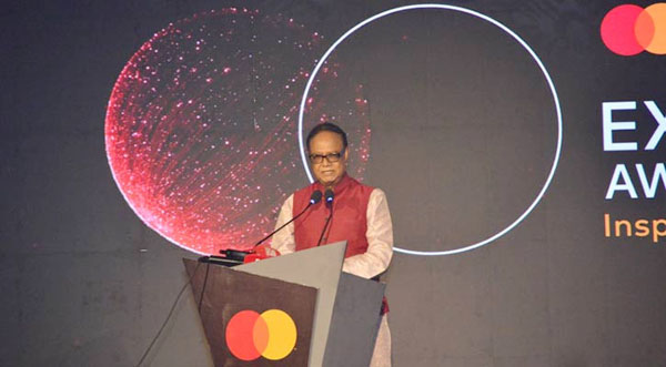 আর্থিক খাতে ‘বজ্র আঁটুনি ফসকা গেরো’ অবস্থা: গভর্নর