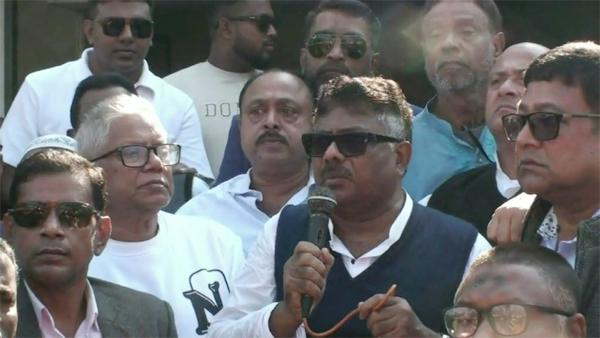 শেখ হাসিনার নির্দেশে হাদিকে হত্যা চেষ্টা হয়েছে : দুলু