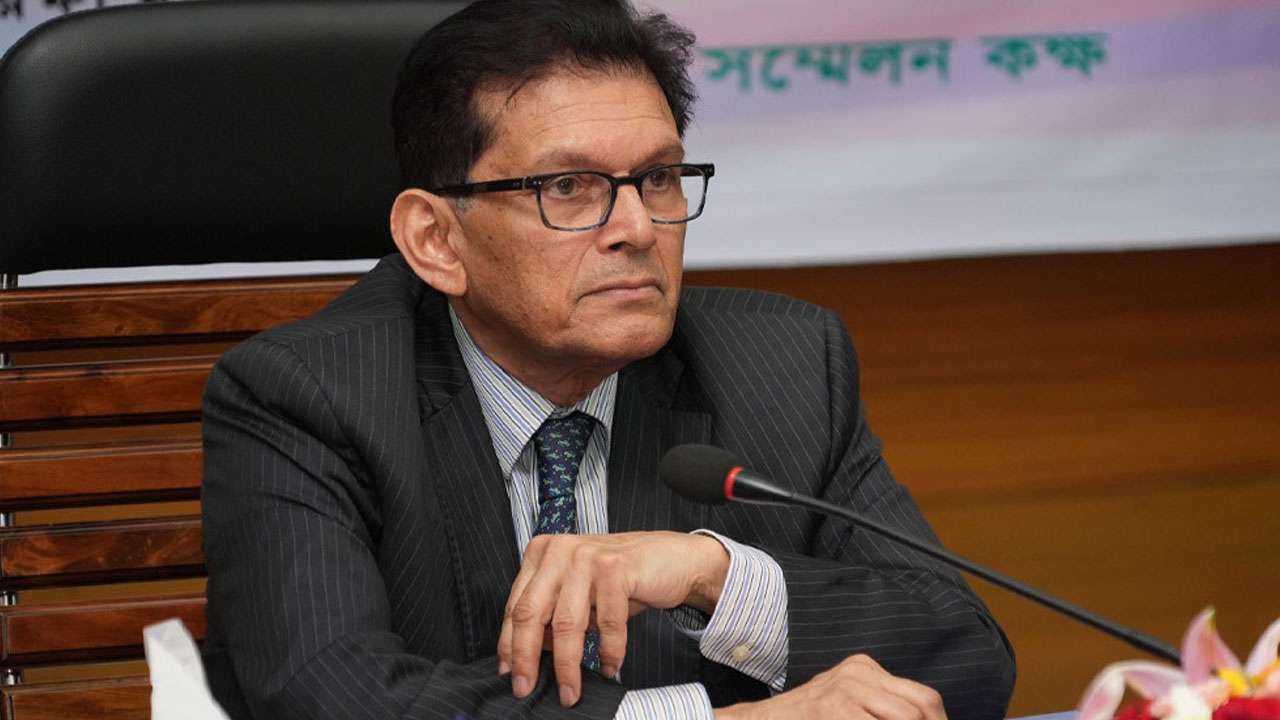 অজিত দোভালের আমন্ত্রণে দি‌ল্লি যা‌চ্ছেন নিরাপত্তা উপদেষ্টা
