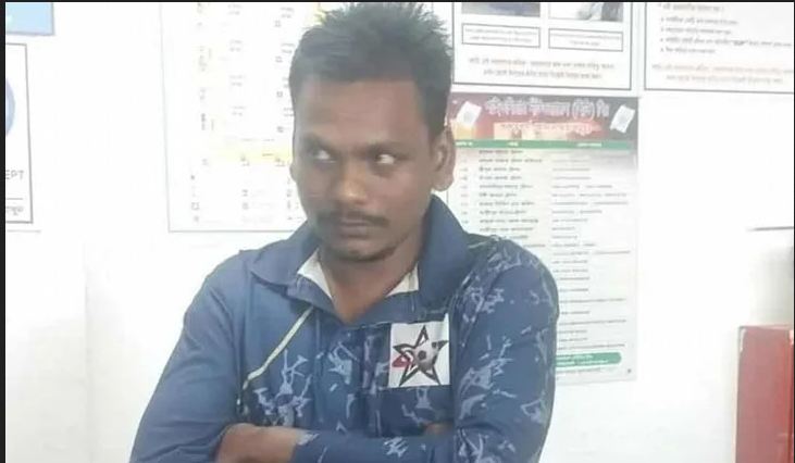 গাছে বেঁধে পিটিয়ে হত্যার পর আগুন দেওয়া হয় দীপুর মরদেহে