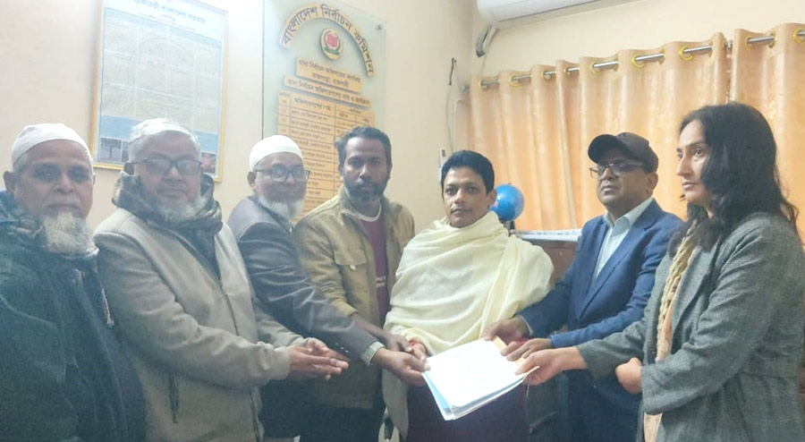 রাজশাহী সদরে এবি পার্টির নোমানের মনোনয়নপত্র সংগ্রহ