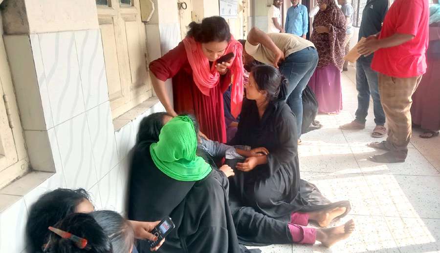 ঈশ্বরদী ইপিজেডের হেয়ার কারখানায় ২ শতাধিক শ্রমিক অসুস্থ
