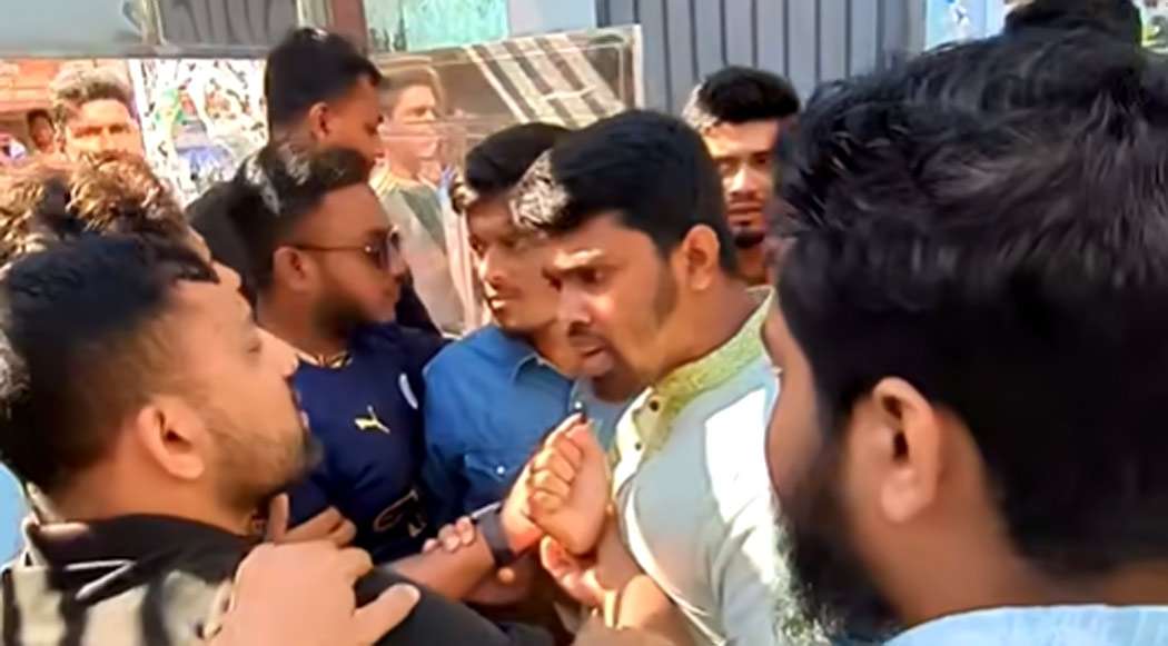 রাজশাহী সিটি কলেজে ছাত্রদল-শিবিরের হাতাহাতি, আহত ৪