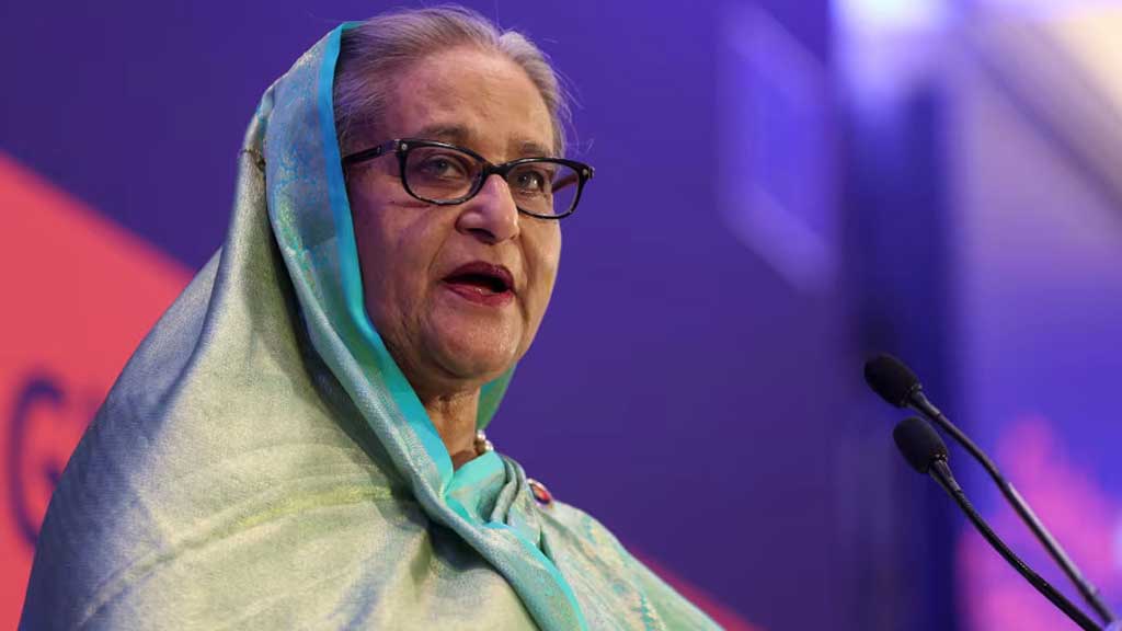 ’আই ডোন্ট কেয়ার’ ফটোকার্ড পোস্ট: ঢাবির ডেপুটি রেজিস্ট্রার আটক
