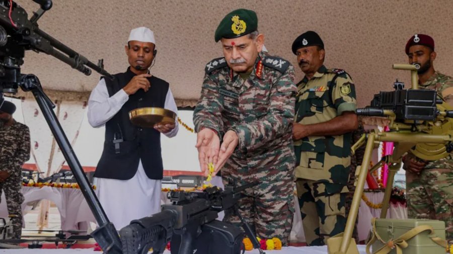 পাকিস্তানকে মানচিত্র থেকে মুছে দেওয়ার হুমকি ভারতীয় সেনাপ্রধানের
