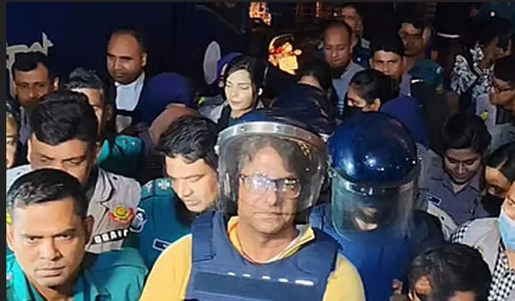 আনিস আলমগীরকে গ্রেপ্তারে সম্পাদক পরিষদের নিন্দা, মামলা প্রত্যাহার দাবি