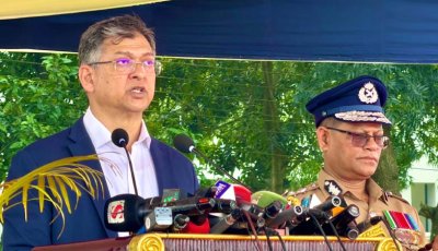 অবৈধ সরকারের নির্যাতনের শিকার হয়েছিল ২৭ বিসিএস ব্যাচ: স্বরাষ্ট্রমন্ত্রী