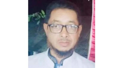 বাঘায় আপত্তিকর অবস্থায় প্রধান শিক্ষক ও নারী আটক