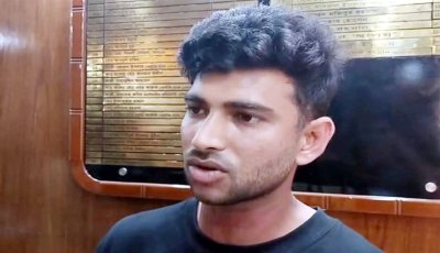 ক্রিকেটার নাঈম হাসানকে হেনস্তা, ৩ পুলিশ সদস্য প্রত্যাহার