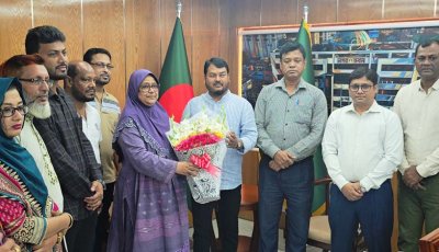 যুগোপযোগী বাজেট ঘোষণা করায় রাসিক প্রশাসককে বিভিন্ন বিভাগ ও শাখার কর্মকর্তা-কর্মচারীদের শুভেচ্ছা