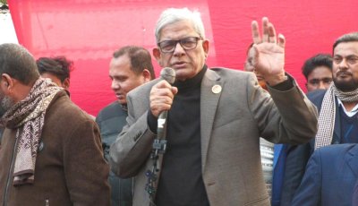 হাসিনা আপা চলে গেছেন ভারতে, কর্মী-সমর্থকদের পাশে আমরা আছি