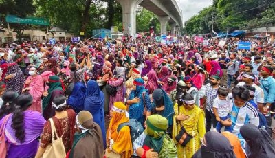 আগস্টেই যোগদানের দাবিতে শাহবাগে প্রাথমিকের সুপারিশপ্রাপ্ত শিক্ষকরা