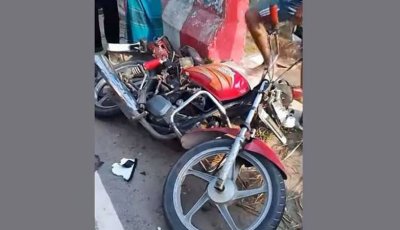 মোটরসাইকেল চালানো শেখাতে গিয়ে ট্রাকে ধাক্কা, মামা-ভাগিনার মৃত্যু