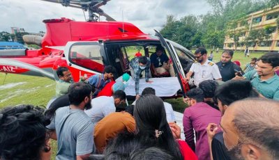 মোটরসাইকেল দুর্ঘটনায় গুরুতর আহত রুয়েট শিক্ষার্থী, ঢাকায় নেওয়া হলো এয়ার অ্যাম্বুলেন্সে