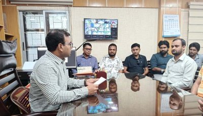 গোমস্তাপুরে পেট্রোল পাম্প মালিকদের নিয়ে ইউএনওর মতবিনিময়