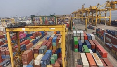 আন্দোলনে বড় ক্ষতির মুখে চট্টগ্রাম বন্দর