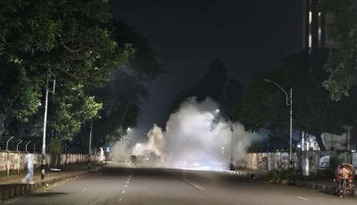 রাতে ঢাবির জগন্নাথ হলের পাশে ককটেল বিস্ফোরণ