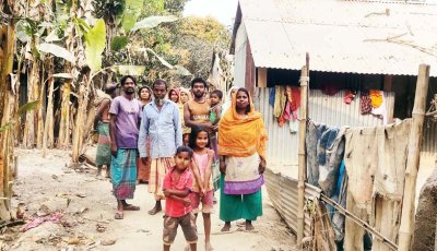 বদলগাছীতে ৮ বছরেও বিদ্যুৎ সুবিধা পায়নি নালুকাবাড়ি আশ্রয়ণ প্রকল্পের ৩০টি পরিবার