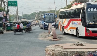 চাঁপাইনবাবগঞ্জে বাস ধর্মঘট প্রত্যাহার, চলাচল স্বাভাবিক
