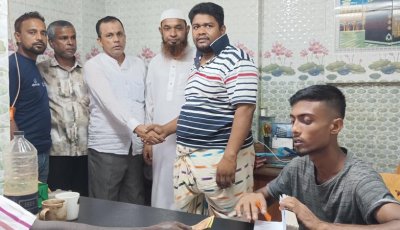 কেশরহাট মাছ বাজারে শফিকুলের ভোটের  প্রচারণা