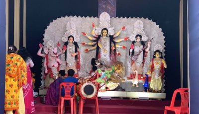দুর্গতিনাশিনীকে মর্ত্যে আহ্বান জানিয়ে শুরু দুর্গাপূজা
