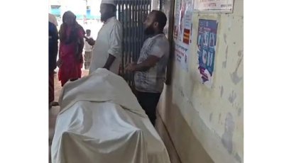 ভোলাহাটে মোটরসাইকেলের ধাক্কায় কৃষকের মৃত্যু, চালক আটক