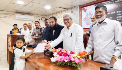 জনগণের টাকায় উন্নয়ন প্রকল্পে কোনো অনিয়ম চলবে না: এমপি মিলন