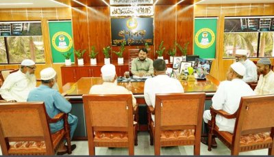 রাসিক প্রশাসকের সঙ্গে বাইতুল মামুর আহলে হাদীস জামে মসজিদ কমিটির সৌজন্য সাক্ষাৎ
