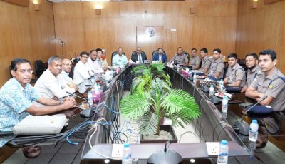 রাবি উপাচার্যের সাথে নতুন আরএমপি কমিশনারের সৌজন্য সাক্ষাৎ