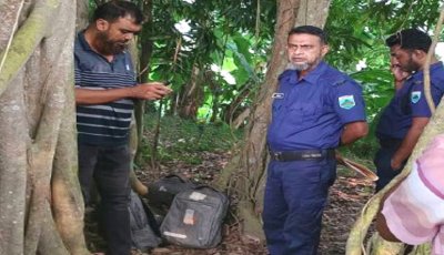 চাটমোহরে বিদ্যালয় থেকে চুরি হওয়া ১৭ ল্যাপটপ পরিত্যক্ত অবস্থায় উদ্ধার