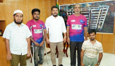 রাসিক প্রশাসকের সঙ্গে কল্পনা প্রতিবন্ধী উন্নয়ন সংস্থার নেতৃবৃন্দের সঙ্গে সৌজন্য সাক্ষাৎ