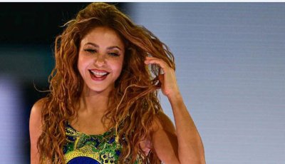 আবারও বিশ্বকাপের বিশ্বমঞ্চে শাকিরা