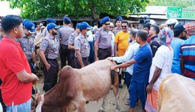 সিটি হাট ও গুরুত্বপূর্ণ এলাকা পরিদর্শনে আরএমপি কমিশনার