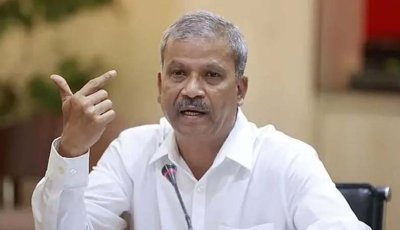 আমার সিদ্ধান্তেই বিশ্বকাপ খেলতে ভারতে যায়নি দল: আসিফ নজরুল