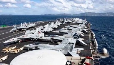 যুক্তরাষ্ট্রে ফিরে যাচ্ছে বৃহত্তম রণতরী, যুদ্ধ কি তবে শেষ?