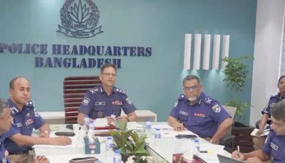 সন্ত্রাসী-চাঁদাবাজদের দলীয় পরিচয় নয়, অপরাধী হিসেবেই দেখতে হবে: আইজিপি