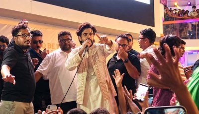 জমকালো আয়োজনে পাবনায় সেইলর আউটলেটের উদ্বোধন করলেন চিত্রনায়ক সিয়াম