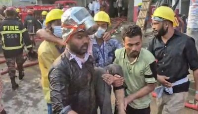 গাজীপুরে গার্মেন্টসে আগুন, অসুস্থ ৭০ শ্রমিক উদ্ধার