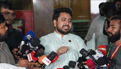 শেখ হাসিনার জন্য ফাঁসির দড়ি অপেক্ষা করছে : নাহিদ ইসলাম